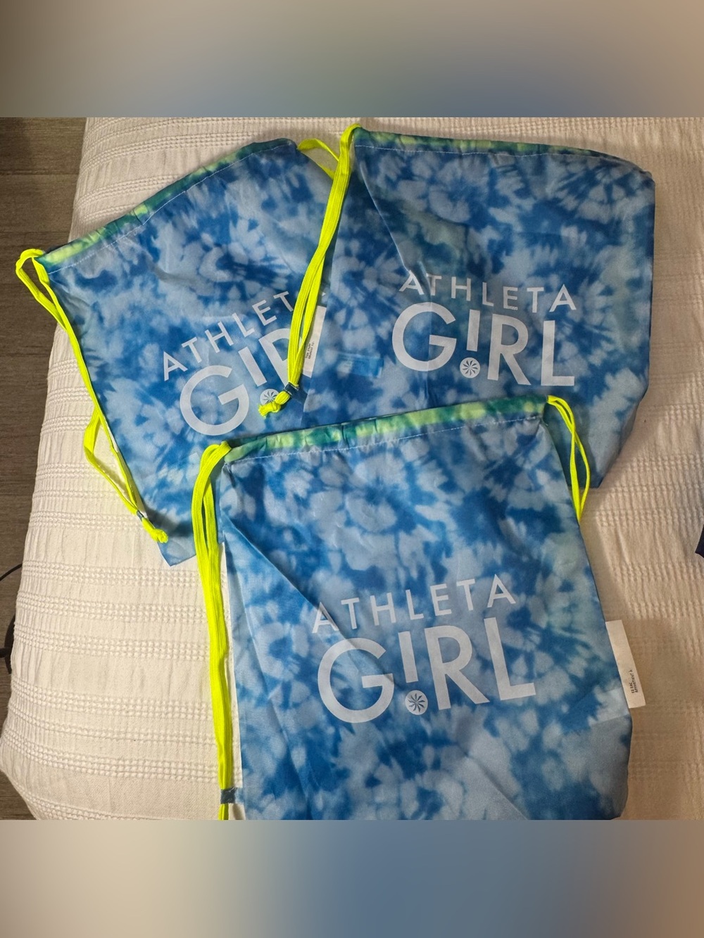 Athleta Blue Tie-Dye Drawstring Bag with Lime Accent‎
